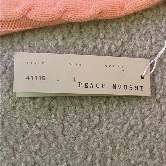 Vintage Belford 100% Cashmere Peach Mousse Sweater, Size L NWT - Picture 4 of 7